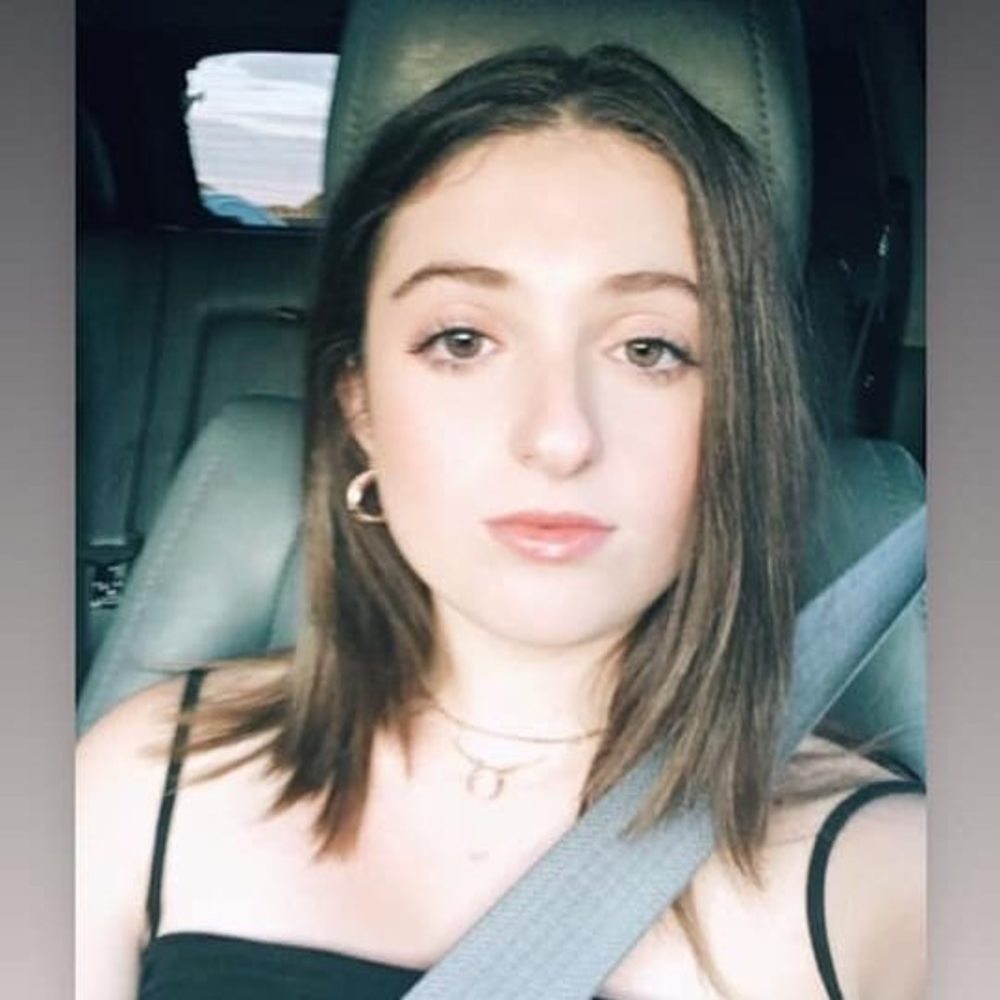 Meet your Posher, Sabrina
